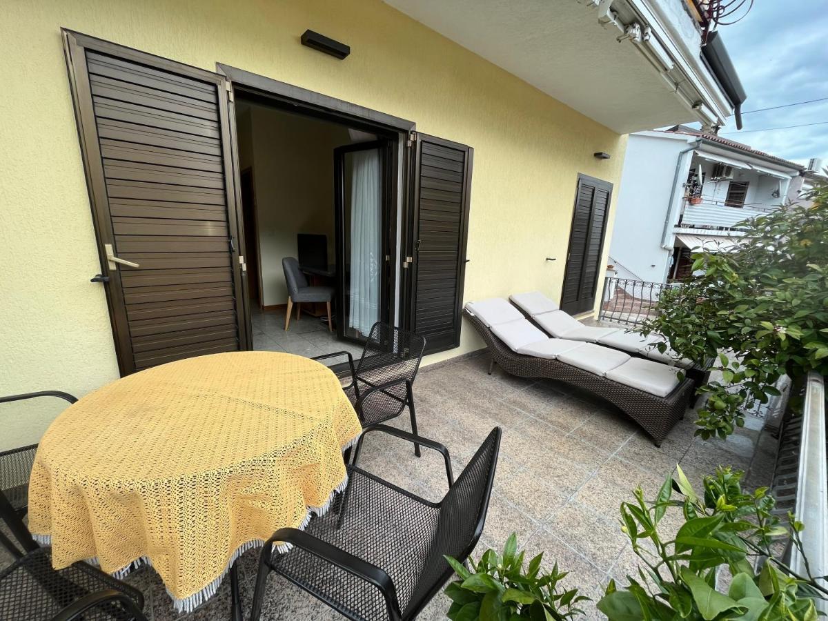 Holiday Apartments Sonne Rovinj Exterior foto